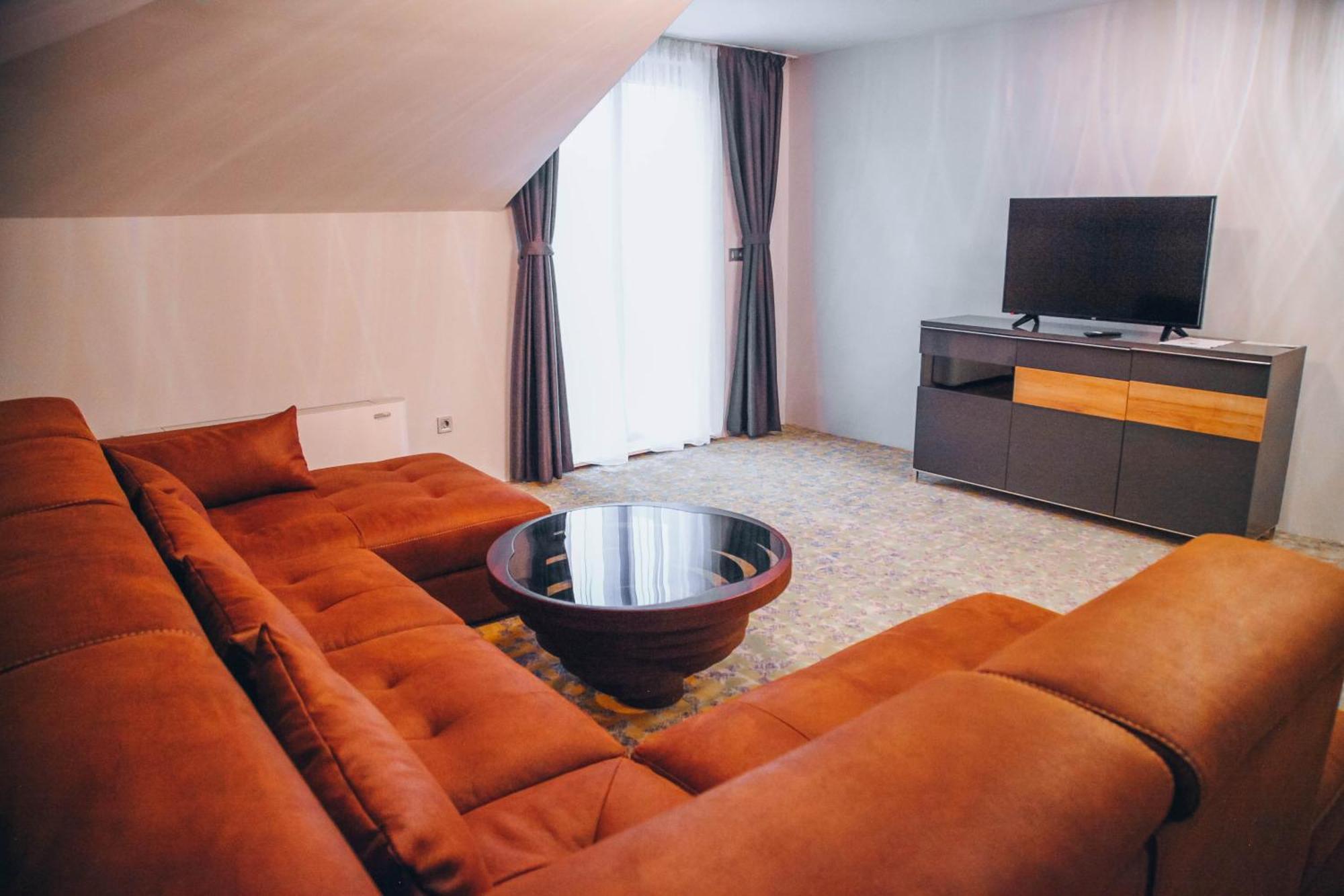 S Club Resort Hotel Aqua Park And Spa Belgrad Exterior foto